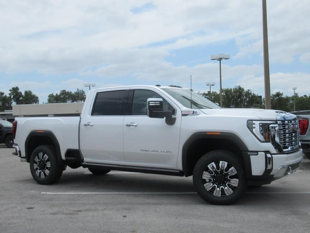 new 2025 GMC Sierra 2500 car, priced at $89,400
