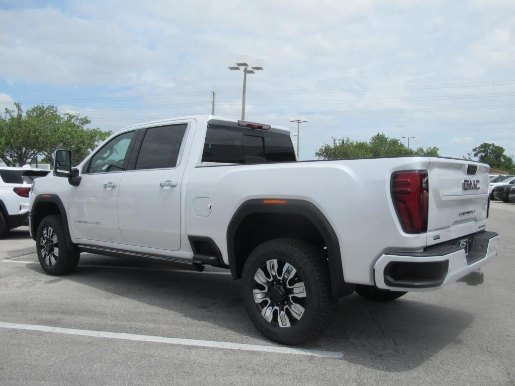 new 2025 GMC Sierra 2500 car, priced at $89,400