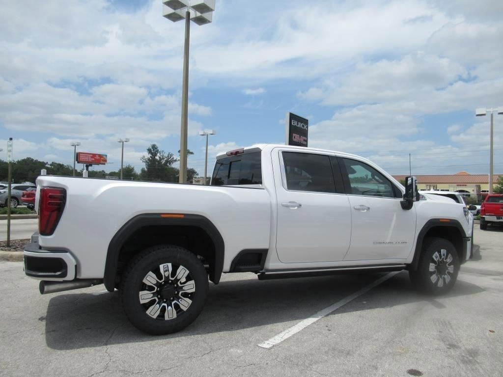 new 2025 GMC Sierra 2500 car, priced at $89,400