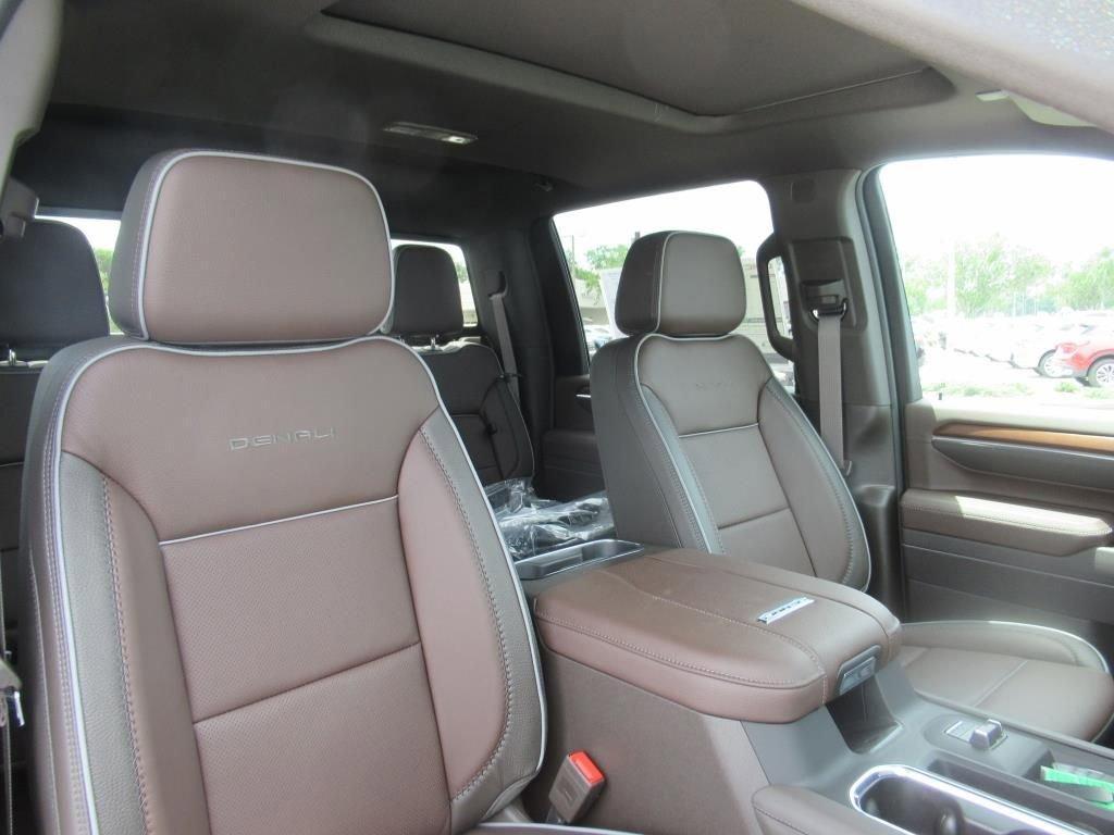 new 2025 GMC Sierra 2500 car, priced at $89,400