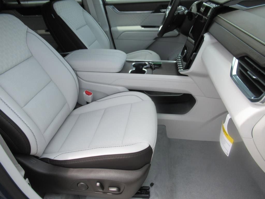 new 2025 GMC Acadia car, priced at $56,090