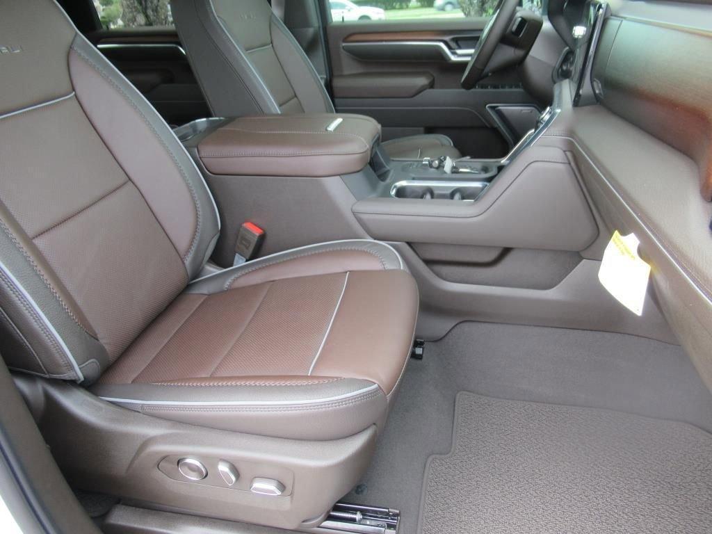 new 2025 GMC Sierra 2500 car, priced at $88,355