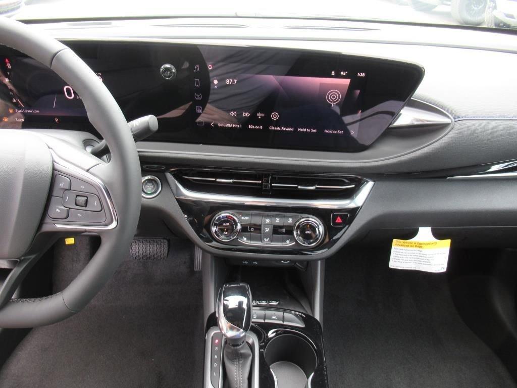 new 2025 Buick Envista car, priced at $28,820