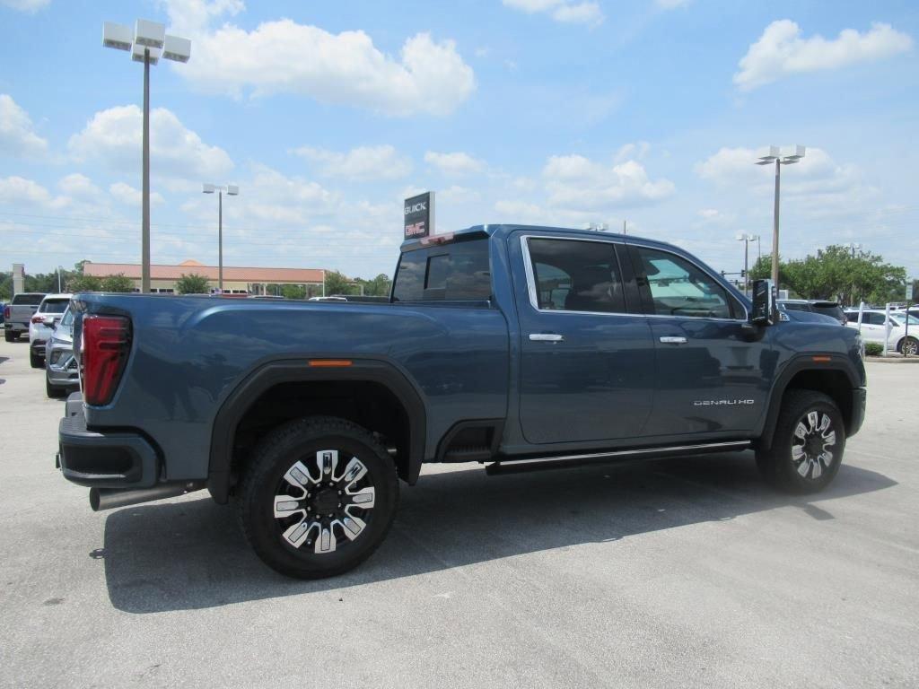 new 2025 GMC Sierra 2500 car, priced at $84,124