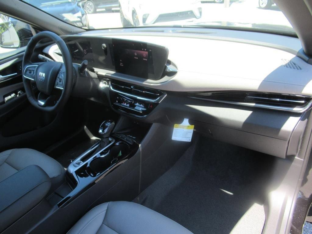 new 2025 Buick Envista car, priced at $31,585