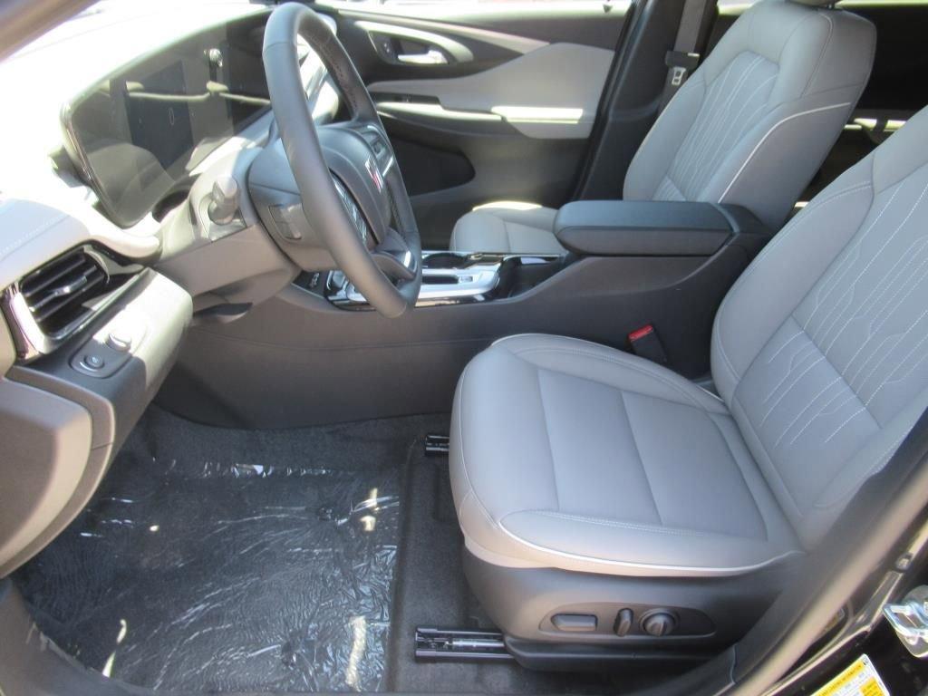 new 2025 Buick Envista car, priced at $31,585