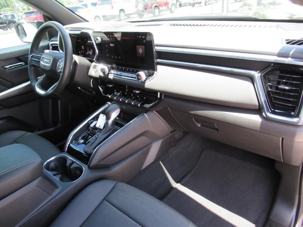 used 2024 GMC Canyon car, priced at $37,416
