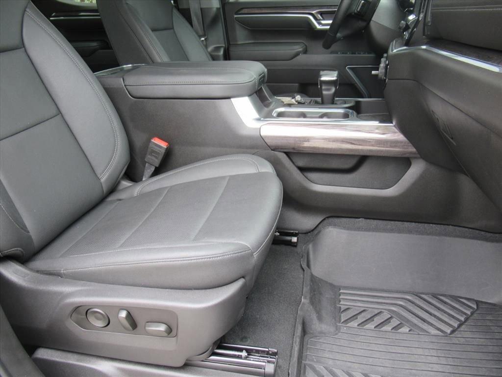 used 2025 Chevrolet Silverado 1500 car, priced at $51,049