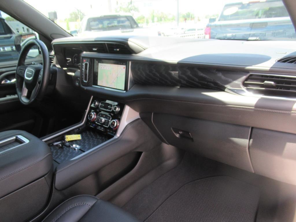 used 2023 GMC Yukon car, priced at $65,173