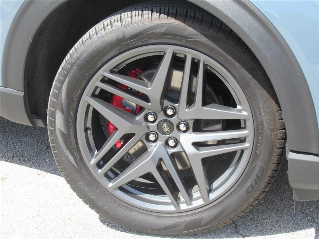 used 2025 Ford Explorer car, priced at $49,702