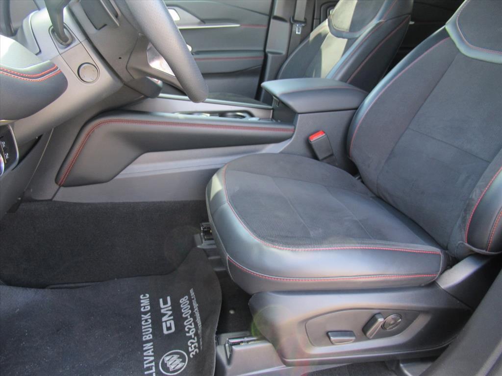 used 2025 Ford Explorer car, priced at $49,702