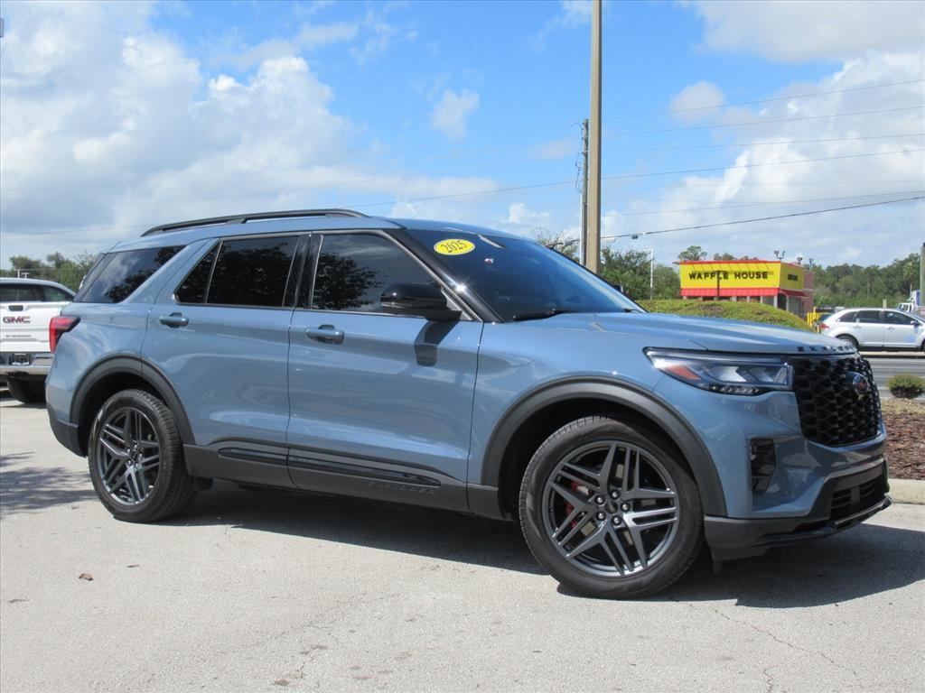 used 2025 Ford Explorer car, priced at $49,702