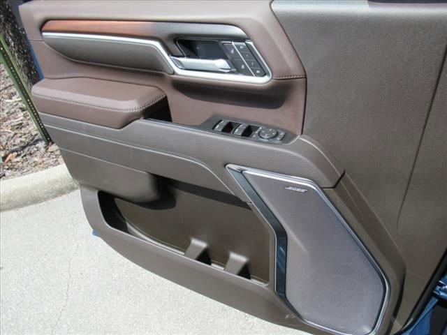 new 2025 GMC Sierra 2500 car, priced at $84,929