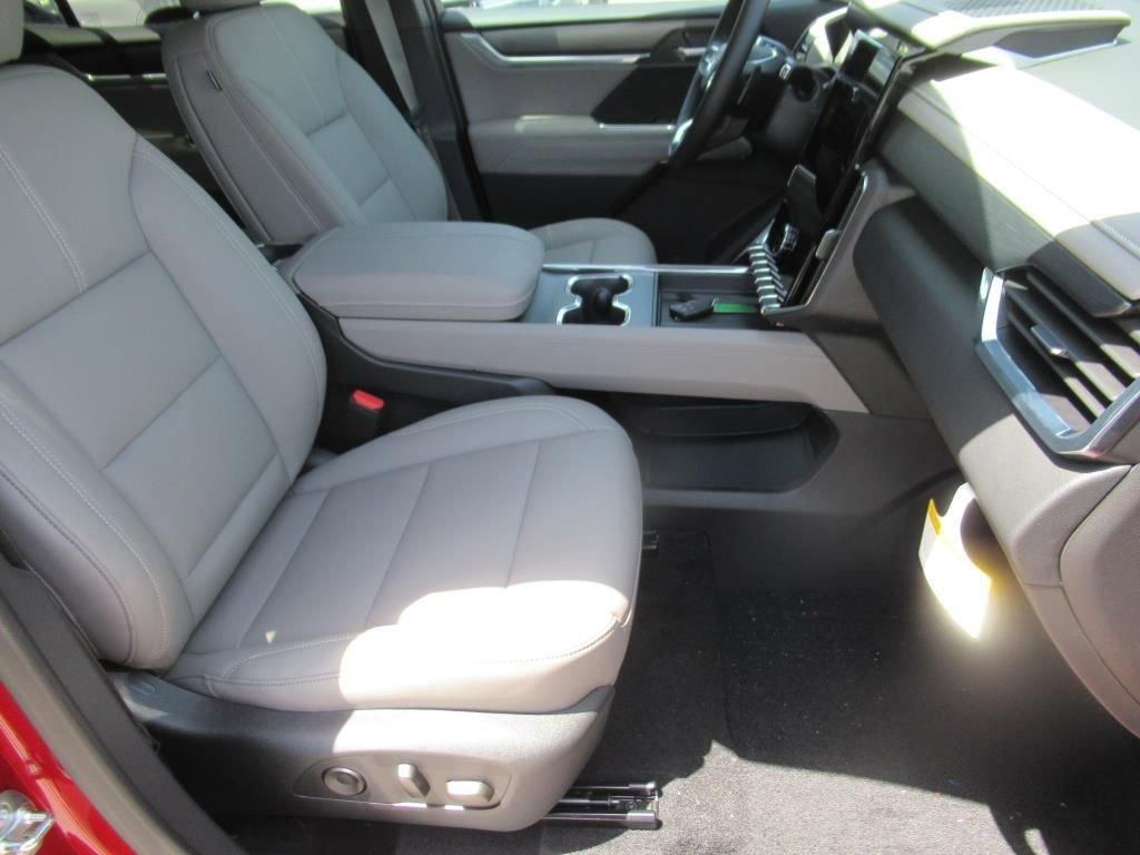 new 2025 GMC Acadia car, priced at $47,675