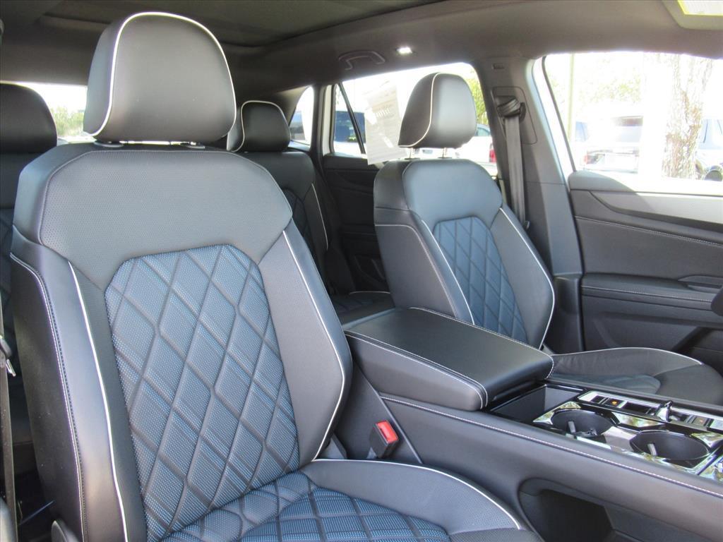 used 2024 Volkswagen Atlas Cross Sport car, priced at $38,444