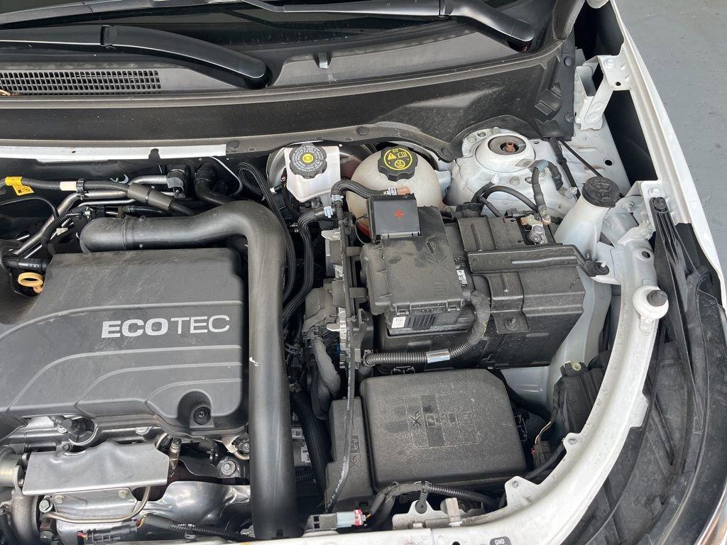 used 2021 Chevrolet Equinox car, priced at $16,877