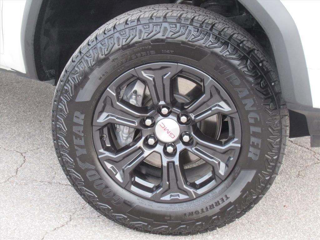 used 2024 GMC Canyon car, priced at $36,229