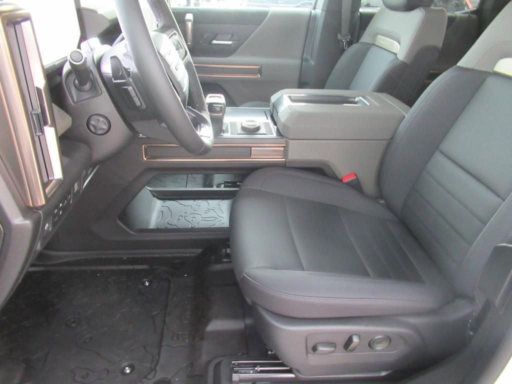 new 2025 GMC HUMMER EV Pickup car, priced at $96,395