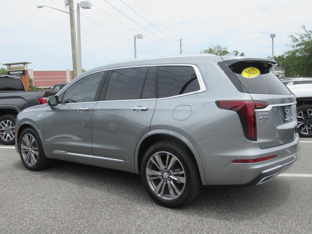 used 2025 Cadillac XT6 car, priced at $54,895