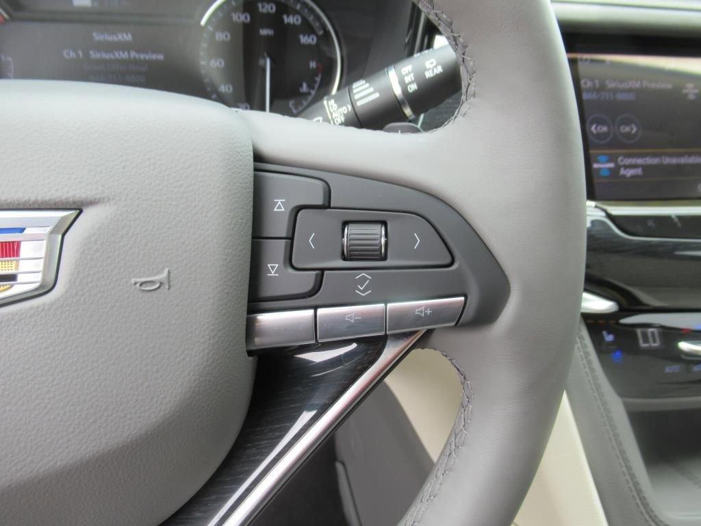 used 2025 Cadillac XT6 car, priced at $54,895