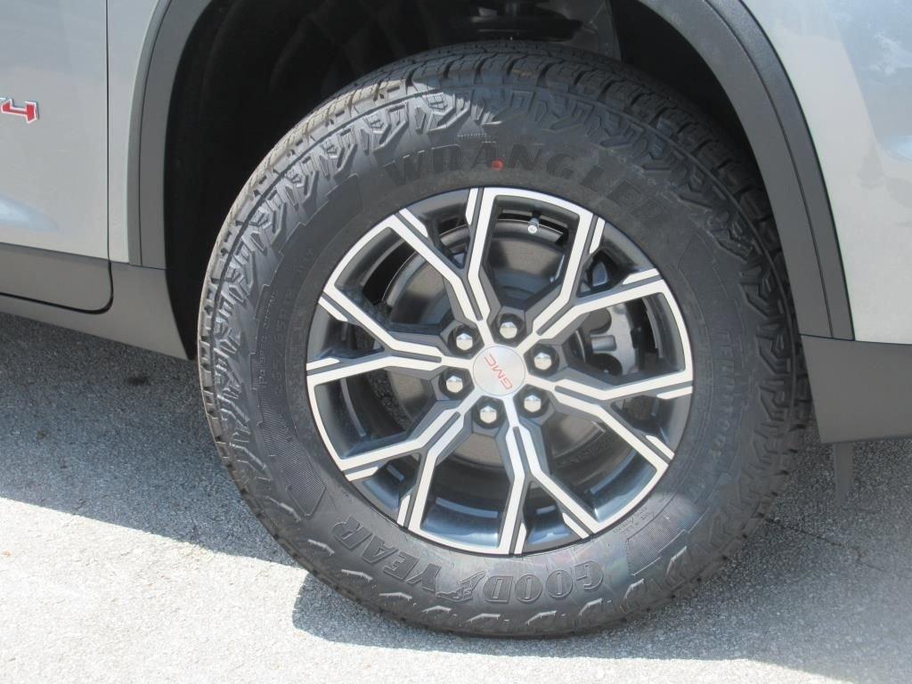 new 2025 GMC Acadia car, priced at $53,390