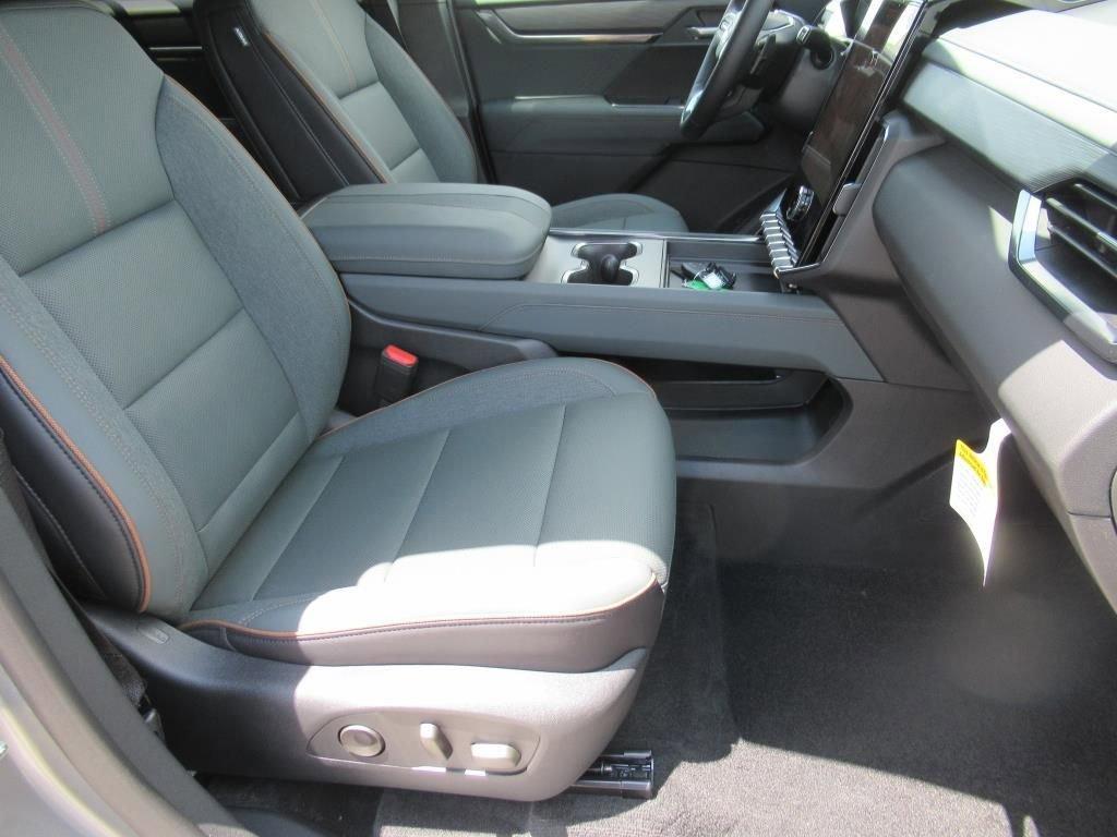new 2025 GMC Acadia car, priced at $53,390