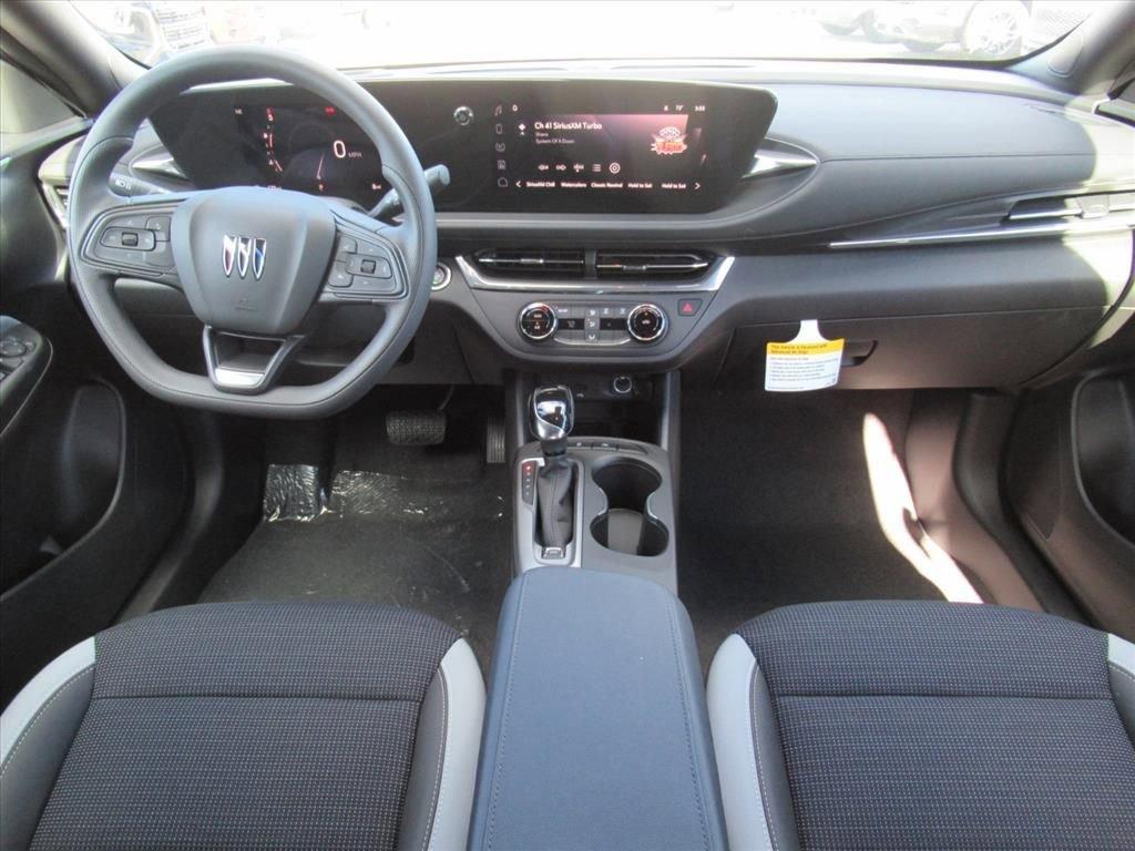 new 2025 Buick Envista car, priced at $24,945