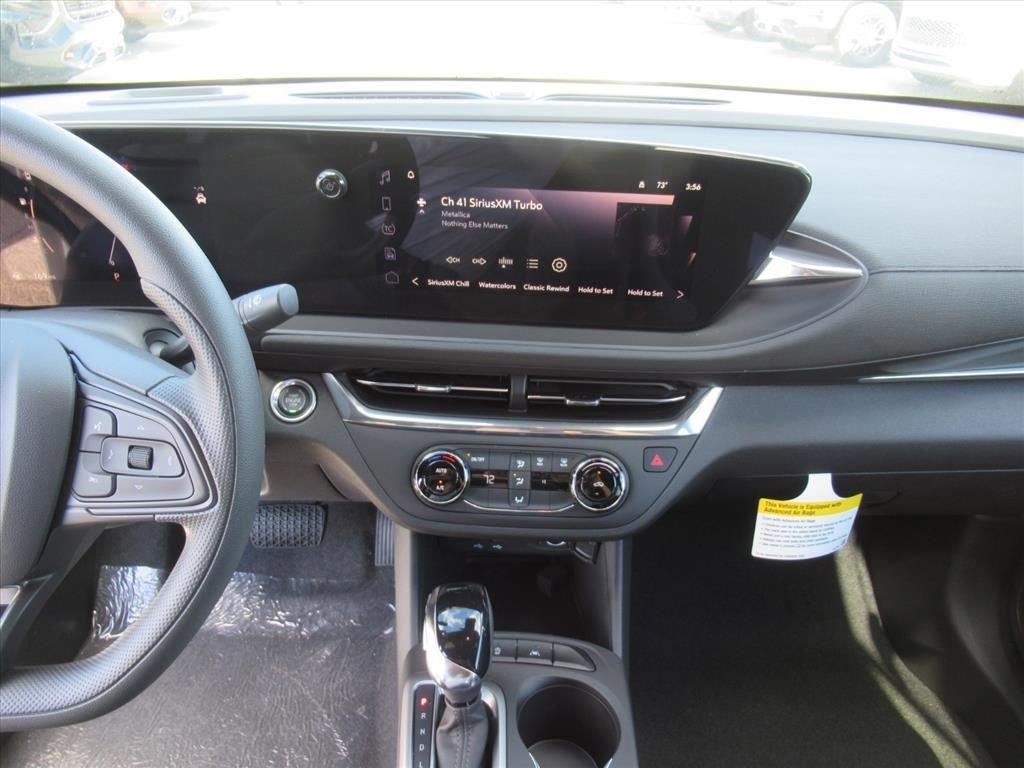 new 2025 Buick Envista car, priced at $24,945