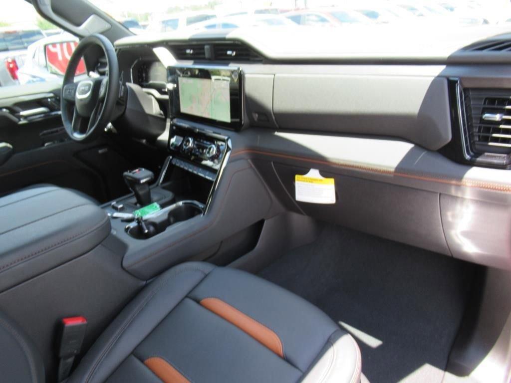 new 2025 GMC Sierra 1500 car, priced at $69,455