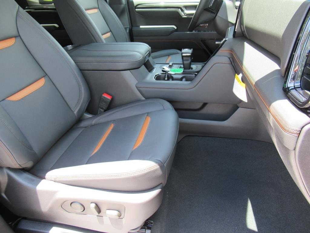 new 2025 GMC Sierra 1500 car, priced at $69,455