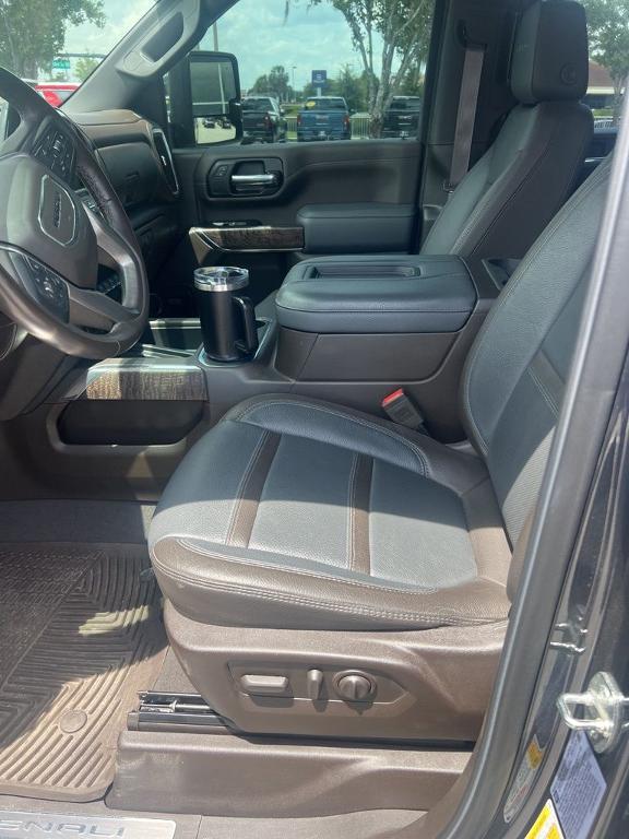 used 2022 GMC Sierra 2500 car, priced at $70,661