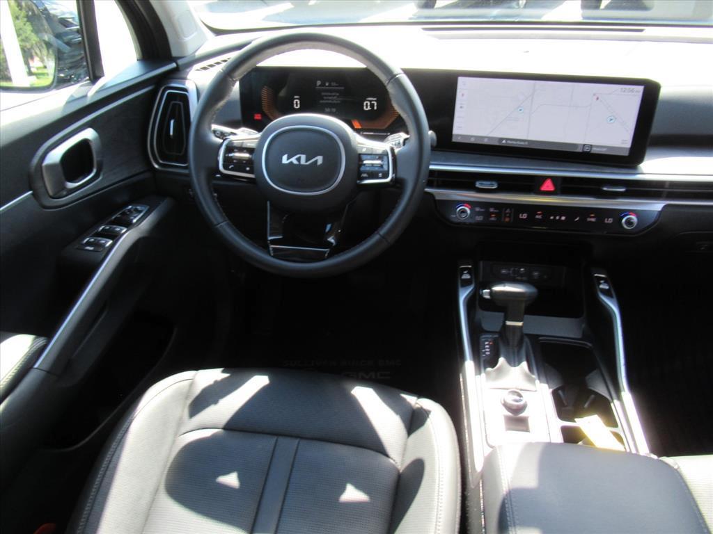 used 2024 Kia Sorento car, priced at $33,651