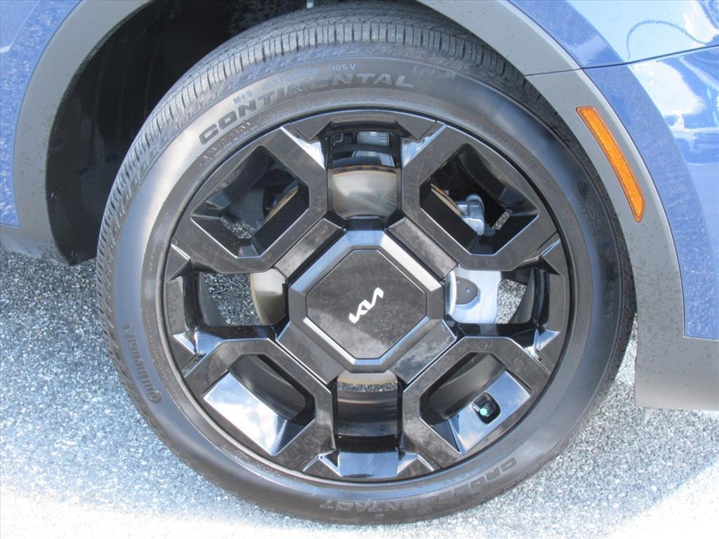 used 2024 Kia Sorento car, priced at $33,651