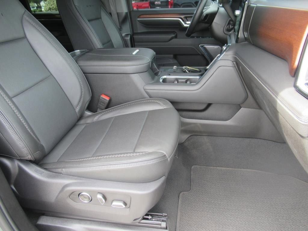 used 2024 GMC Sierra 2500 car, priced at $73,989