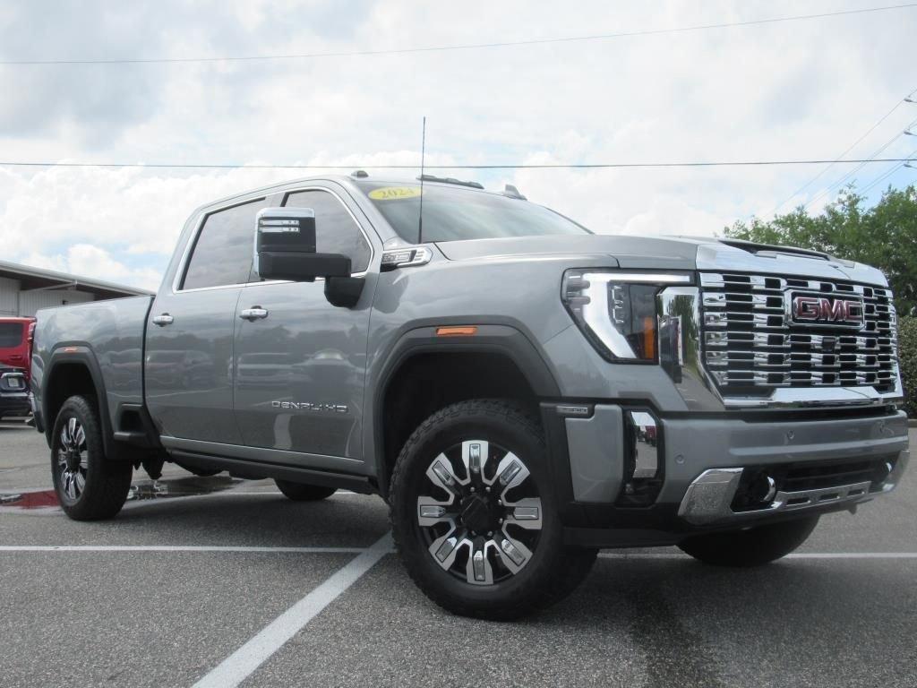 used 2024 GMC Sierra 2500 car, priced at $73,989