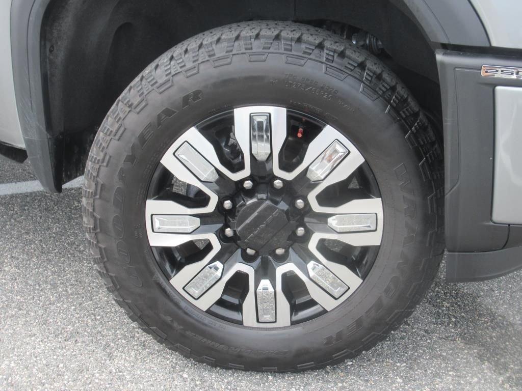 used 2024 GMC Sierra 2500 car, priced at $73,989