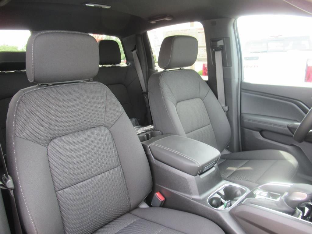 new 2025 GMC Canyon car, priced at $43,150