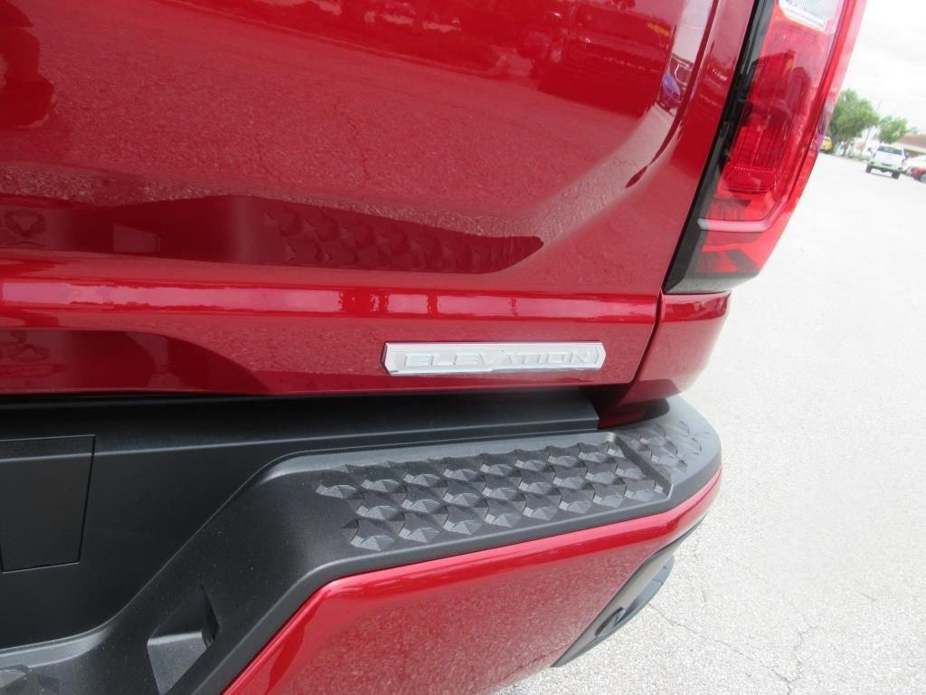 new 2025 GMC Canyon car, priced at $44,095