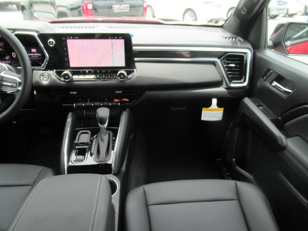 new 2025 GMC Canyon car, priced at $44,095