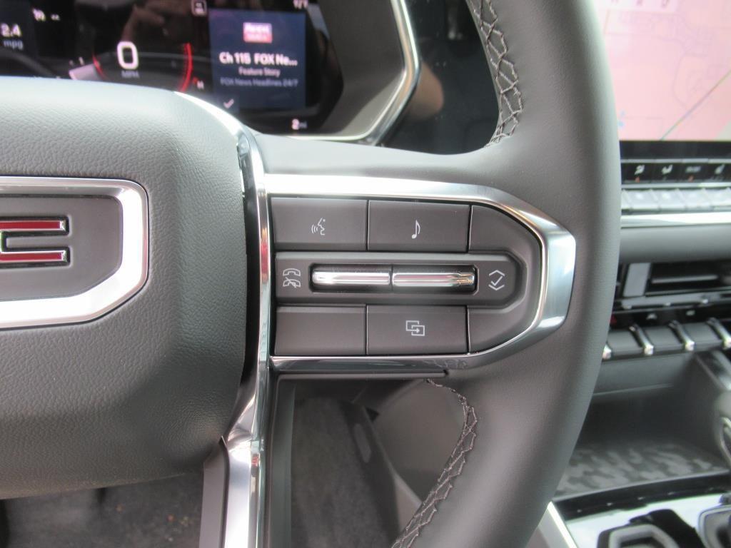 new 2025 GMC Canyon car, priced at $44,095