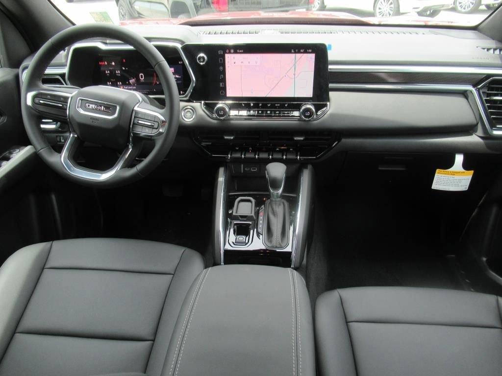 new 2025 GMC Canyon car, priced at $44,095