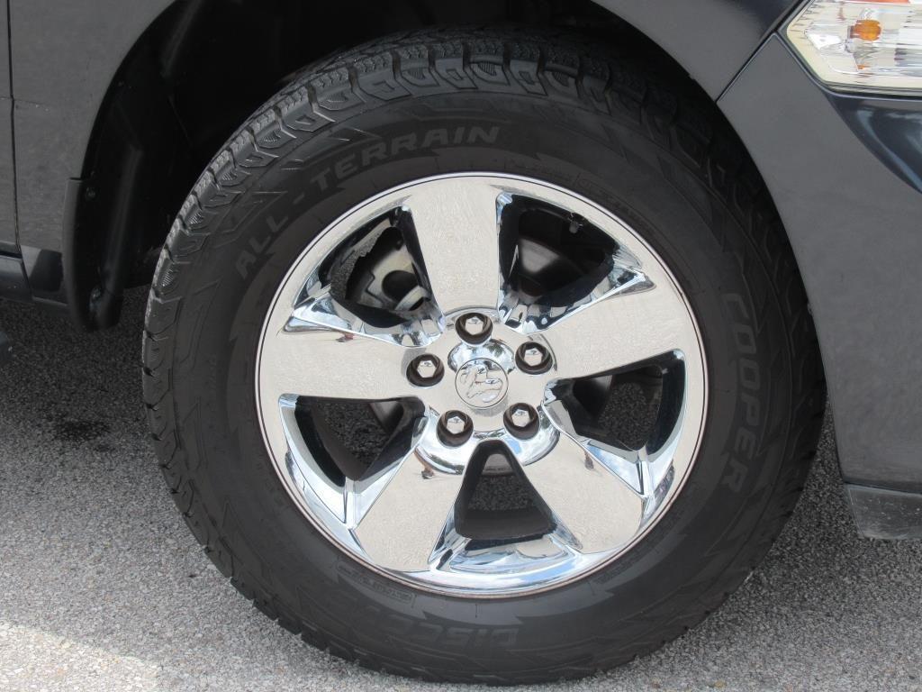 used 2019 Ram 1500 Classic car, priced at $22,488