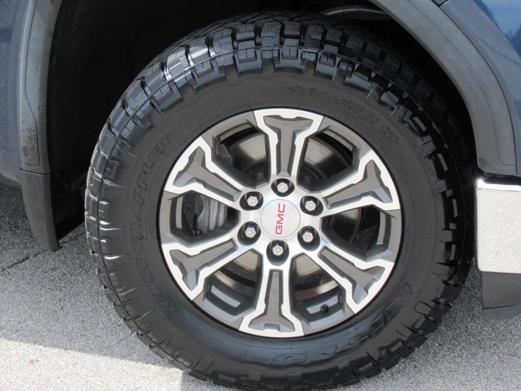 used 2021 GMC Sierra 1500 car, priced at $29,466