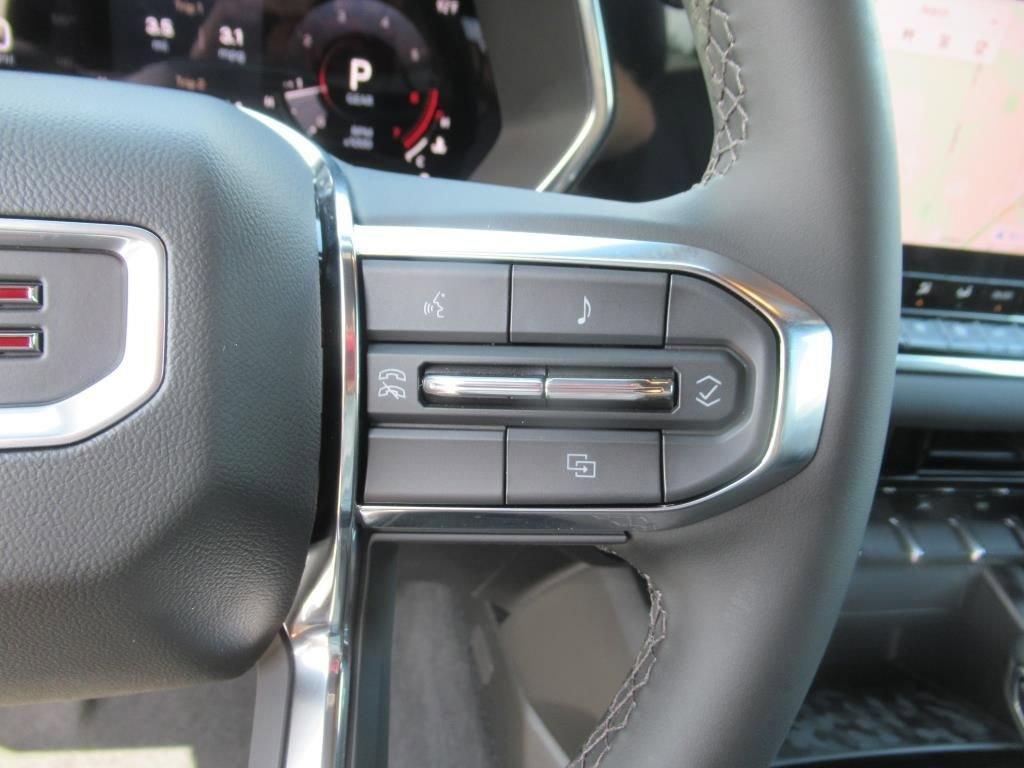 new 2025 GMC Canyon car, priced at $43,450