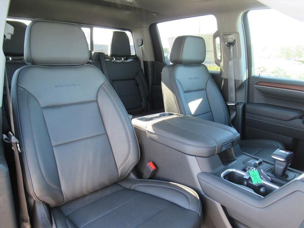 new 2025 GMC Sierra 1500 car, priced at $68,144