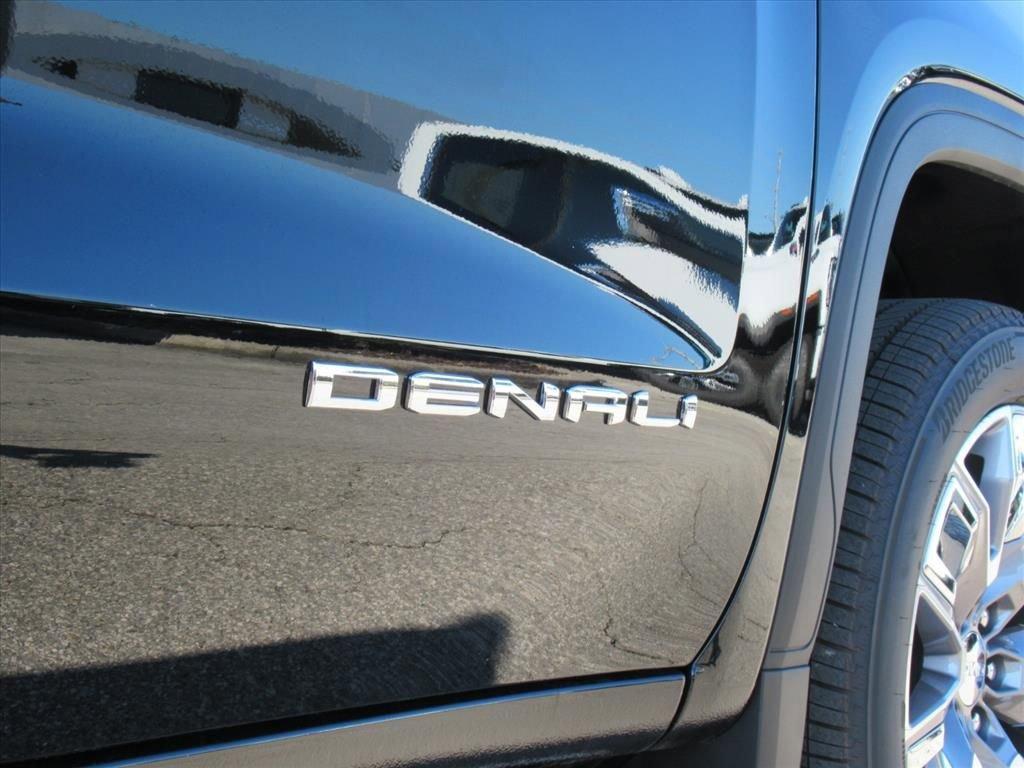 new 2025 GMC Sierra 1500 car, priced at $68,144