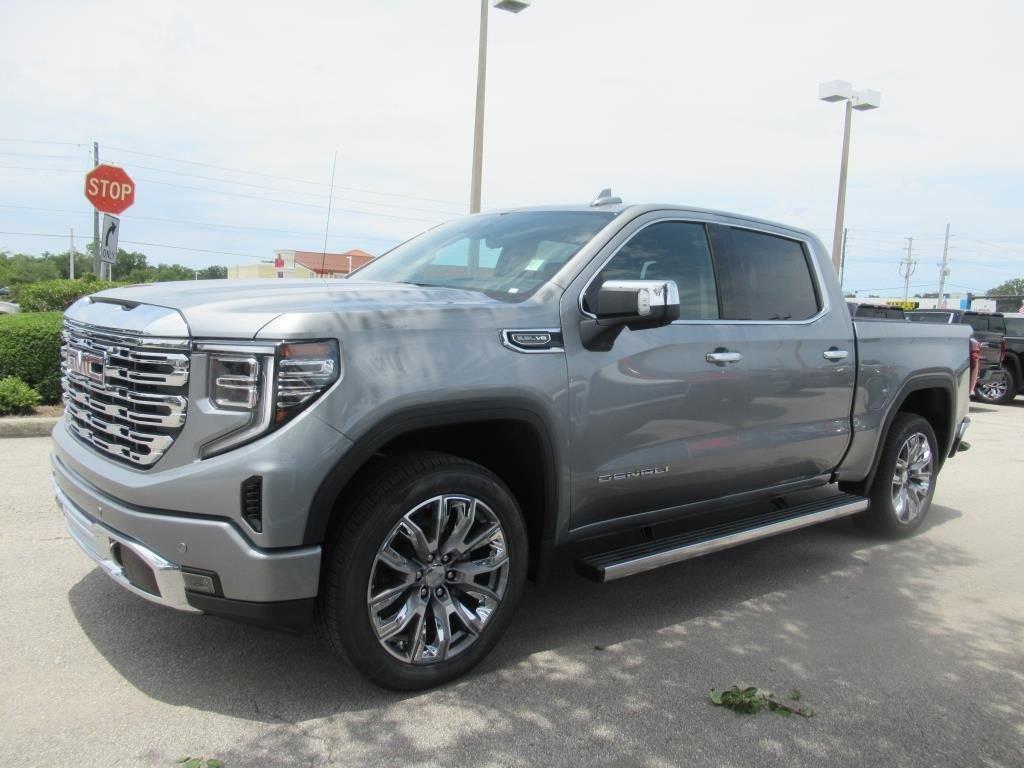 new 2025 GMC Sierra 1500 car, priced at $71,705
