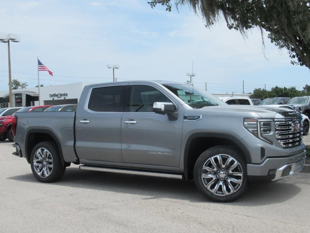 new 2025 GMC Sierra 1500 car, priced at $71,705