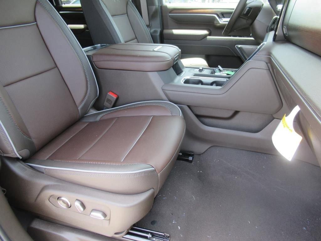 new 2025 GMC Sierra 2500 car, priced at $87,305