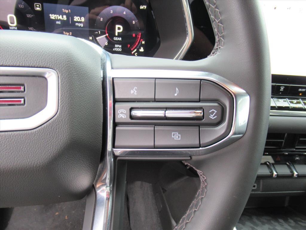 used 2024 GMC Canyon car, priced at $36,380